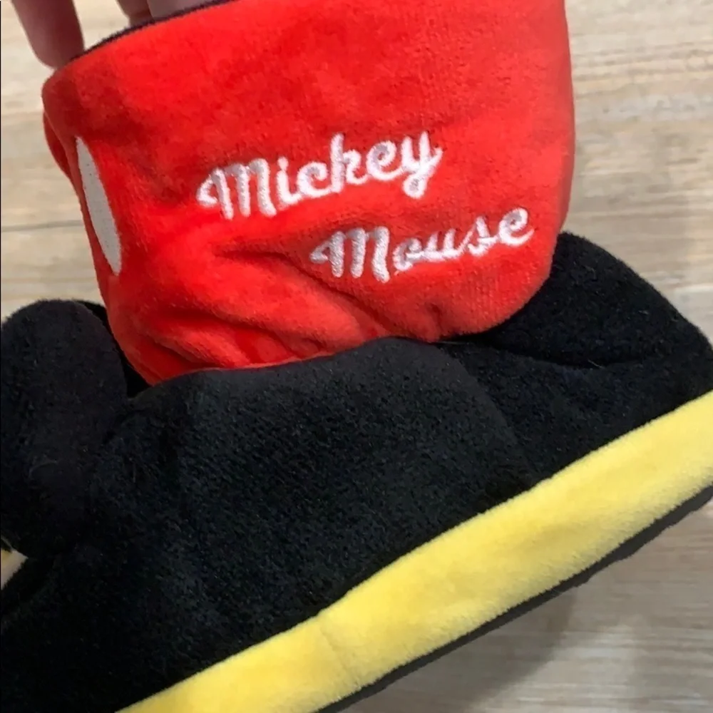 Kids Disney Mickey Mouse slippers